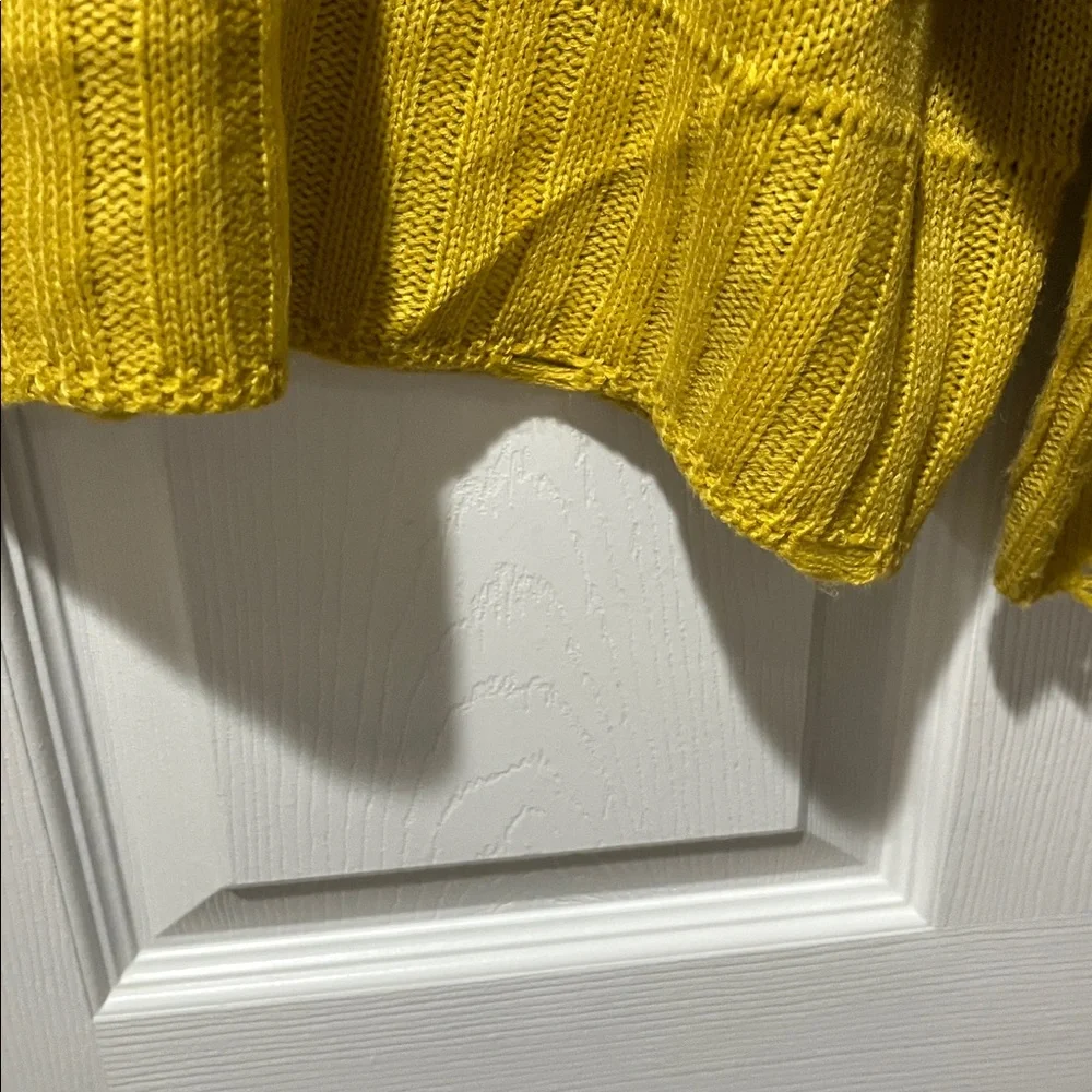 Easel Yellow Multicolor Patterned Sweater - Picture 3 of 4